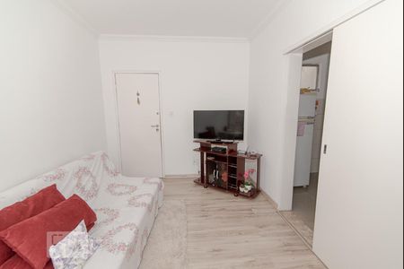 foto de Apartamento com 2 quartos, 70m² Estoril 