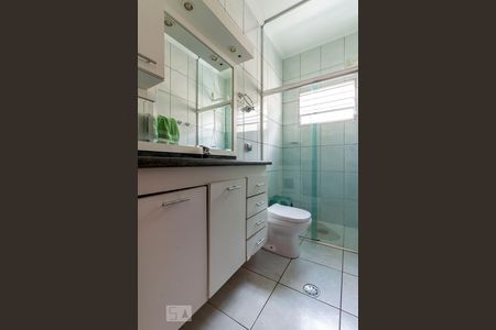 Banheiro  de casa à venda com 2 quartos, 110m² em Jardim São Nicolau, São Paulo