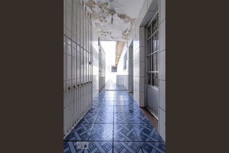 Casa à venda com 110m², 2 quartos e 2 vagas Casa à venda com 110m², 2 quartos e 2 vagasCorredor