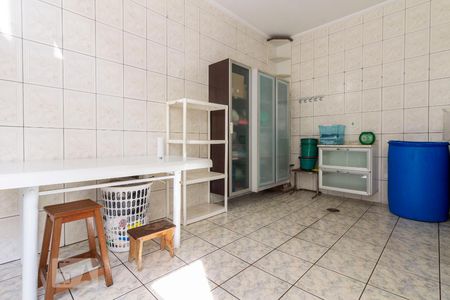 Casa à venda com 110m², 2 quartos e 2 vagas Casa à venda com 110m², 2 quartos e 2 vagasÁrea de Serviço