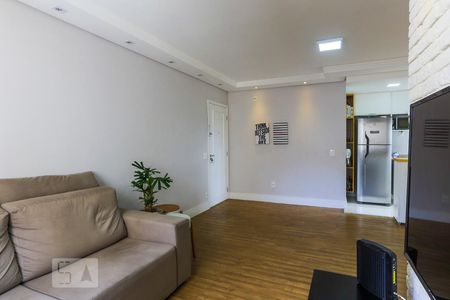 Sala de Estar de apartamento para alugar com 3 quartos, 63m² em Jardim Santa Emília, São Paulo