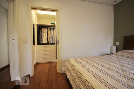 Apartamento à venda com 115m², 3 quartos e 3 vagasSuíte 1