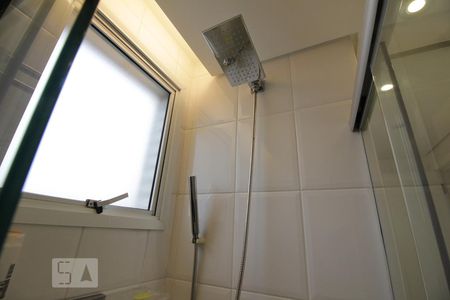 Apartamento à venda com 115m², 3 quartos e 3 vagasChuveiro