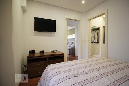 Apartamento à venda com 115m², 3 quartos e 3 vagasSuíte 1