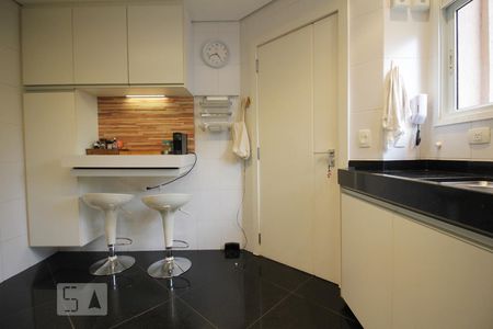 Apartamento à venda com 115m², 3 quartos e 3 vagasCozinha