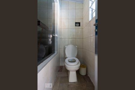 Casa à venda com 528m², 3 quartos e 8 vagasBanheiro Área da Piscina