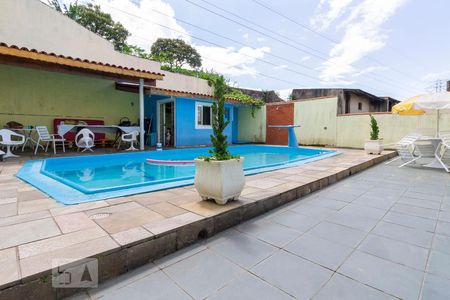 Casa à venda com 528m², 3 quartos e 8 vagasPiscina