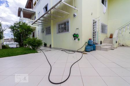 Casa à venda com 528m², 3 quartos e 8 vagasÁrea Externa