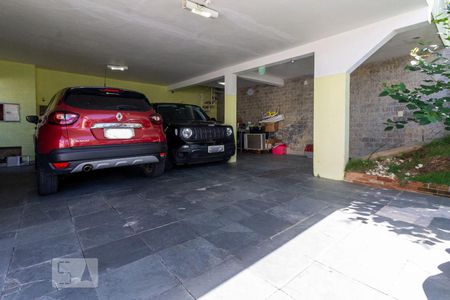 Casa à venda com 528m², 3 quartos e 8 vagasGaragem