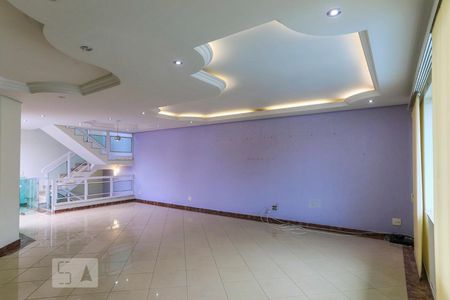Sala de casa à venda com 3 quartos, 320m² em Vila Brasílio Machado, São Paulo