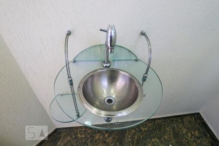 Lavabo de casa à venda com 3 quartos, 320m² em Vila Brasílio Machado, São Paulo