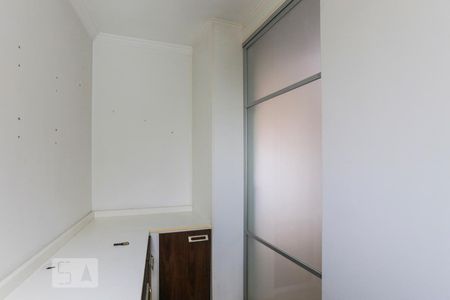 Casa à venda com 320m², 3 quartos e 2 vagasEscritório