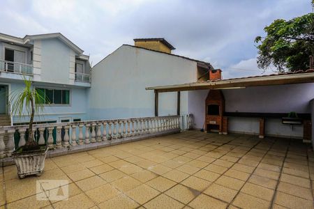 Casa à venda com 320m², 3 quartos e 2 vagasÁrea comum - Churrasqueira