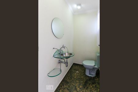 Lavabo de casa à venda com 3 quartos, 320m² em Vila Brasílio Machado, São Paulo