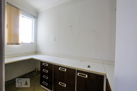 Casa à venda com 320m², 3 quartos e 2 vagasEscritório