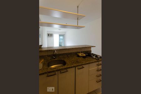 Cozinha americana de apartamento à venda com 2 quartos, 70m² em Lagoa, Rio de Janeiro