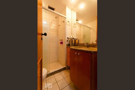 Apartamento à venda com 70m², 2 quartos e 1 vagaBanheiro