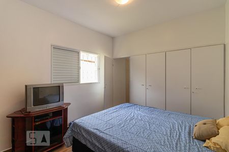 Casa para alugar com 180m², 3 quartos e 4 vagasSuite