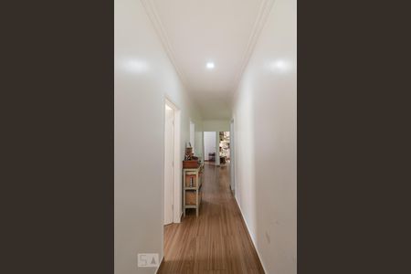 Casa para alugar com 180m², 3 quartos e 4 vagasCorredor