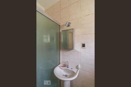 Casa para alugar com 180m², 3 quartos e 4 vagasBanheiro da Suite