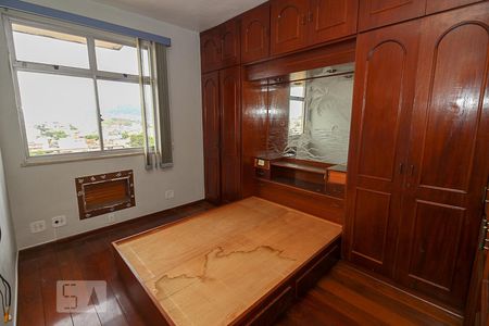 Quarto 1 Suite de apartamento para alugar com 2 quartos, 90m² em Irajá, Rio de Janeiro