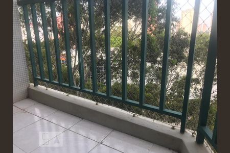 Apartamento à venda com 70m², 2 quartos e 2 vagasVaranda