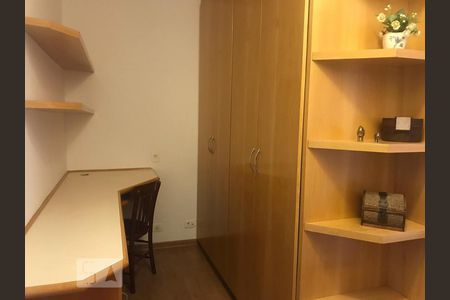Apartamento à venda com 70m², 2 quartos e 2 vagasQuarto