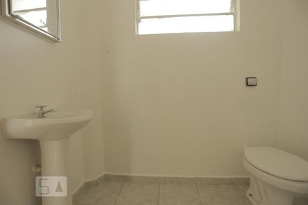 Banheiro de apartamento para alugar com 1 quarto, 56m² em Centro, São Paulo