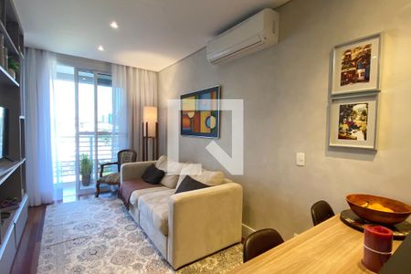 Sala de apartamento para alugar com 1 quarto, 45m² em Tamboré, Santana de Parnaíba