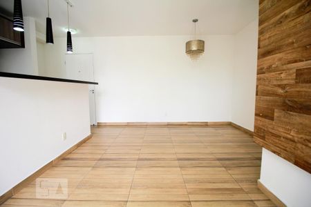 Sala de apartamento para alugar com 2 quartos, 65m² em Vila Nova Alba, São Paulo