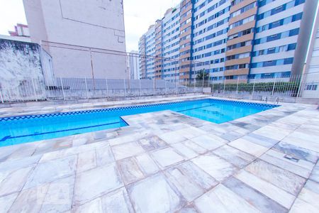 Apartamento para alugar com 210m², 3 quartos e 2 vagasÁrea comum - Piscina