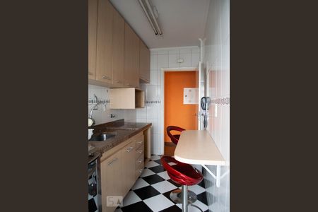 Apartamento para alugar com 62m², 3 quartos e 2 vagasCOZINHA