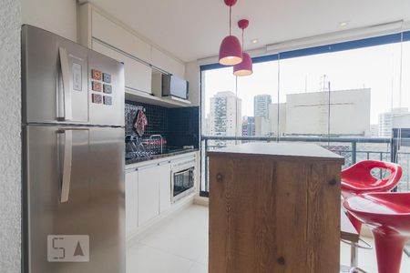 Varanda - Cozinha de apartamento para alugar com 1 quarto, 38m² em Vila Cordeiro, São Paulo