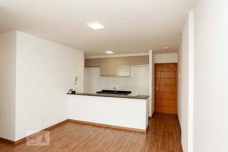 Sala de apartamento para alugar com 3 quartos, 74m² em Ponte Grande, Guarulhos