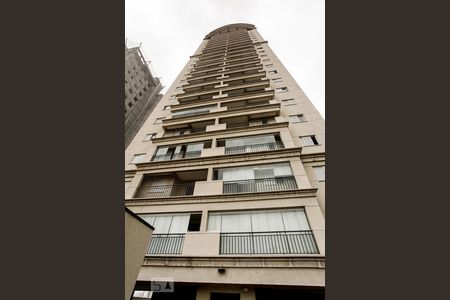 Apartamento para alugar com 74m², 3 quartos e 1 vagaFachada do prédio