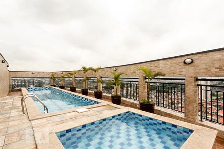 Apartamento para alugar com 74m², 3 quartos e 1 vagaÁrea comum - Piscina