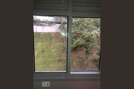 Vista de apartamento à venda com 2 quartos, 47m² em Jardim Monte Alegre, Taboão da Serra