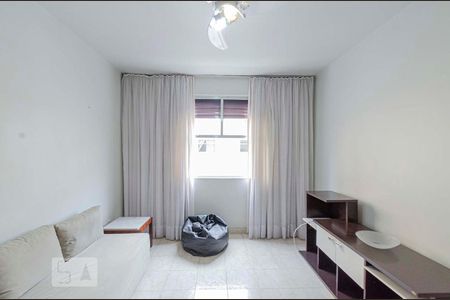 Sala de apartamento para alugar com 3 quartos, 70m² em Tijuca, Rio de Janeiro