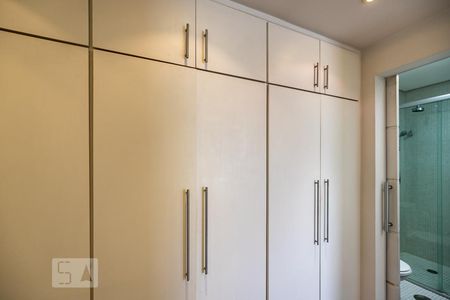 Apartamento para alugar com 125m², 2 quartos e 2 vagasCloset