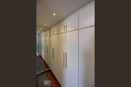 Apartamento para alugar com 125m², 2 quartos e 2 vagasCloset