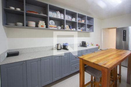 Casa à venda com 150m², 2 quartos e 2 vagas Casa à venda com 150m², 2 quartos e 2 vagasCozinha