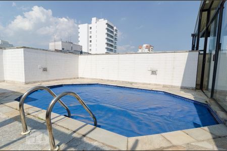 Apartamento à venda com 240m², 3 quartos e 3 vagasPiscina