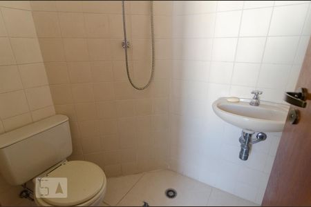Apartamento à venda com 240m², 3 quartos e 3 vagasBanheiro de Serviço
