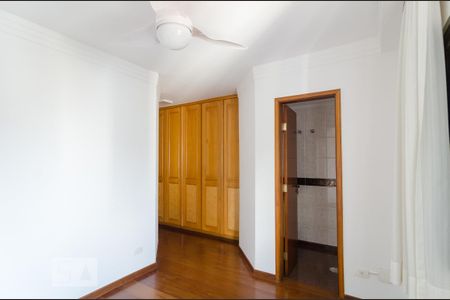 Apartamento à venda com 240m², 3 quartos e 3 vagasSuíte