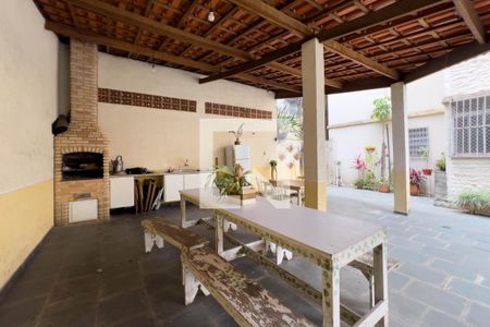 Apartamento à venda com 52m², 2 quartos e 1 vagaÁrea comum