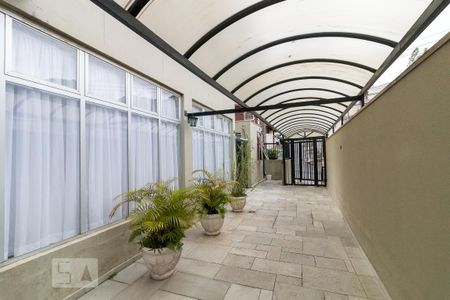 Apartamento à venda com 70m², 2 quartos e 1 vagaPortaria
