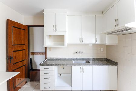 Apartamento à venda com 119m², 3 quartos e 2 vagasCozinha