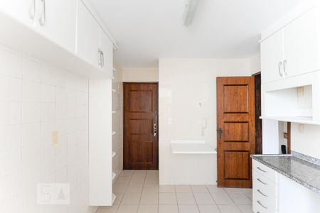 Apartamento à venda com 119m², 3 quartos e 2 vagasCozinha