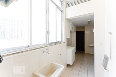 Apartamento à venda com 119m², 3 quartos e 2 vagasÁrea de Serviço