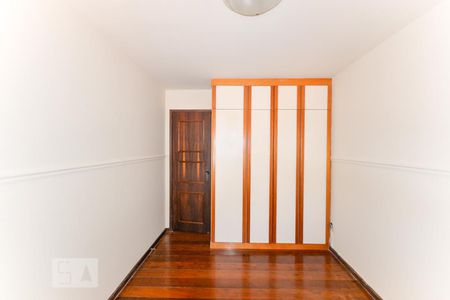 Apartamento à venda com 119m², 3 quartos e 2 vagasQuarto 2